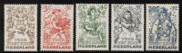 Frankeerzegels Nederland NVPH nrs. 544-548 postfris