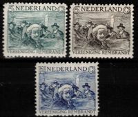 Frankeerzegel Nederland Nvph nrs 229-231 ONGEBRUIKT