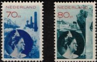 Frankeerzegels Nederland nvph nrs.236-237 Ongebruikt met originele gom en lichte plakkerrest