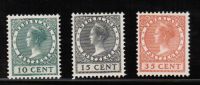 Frankeerzegels Nederland Nvph nrs.136-138 postfris