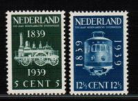 Frankeerzegels Nederland NVPH nrs 325-326 postfris