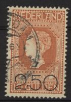 Frankeerzegel Nederland NVPH nr. 105 gestempeld met certificaat