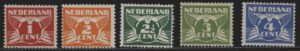 Frankeerzegels Nederland NVPH nrs. 144-148 ongebruikt