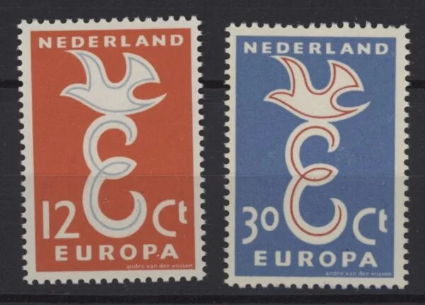Frankeerzegels Nederland NVPH nrs. 712-713 postfris
