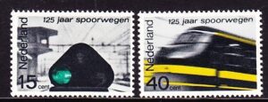 Frankeerzegels Nederland NVPH nrs. 818-819 postfris