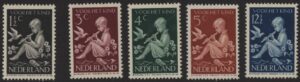 Frankeerzegels Nederland NVPH nrs. 313-317 postfris