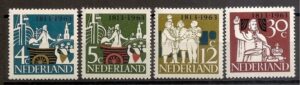 Frankeerserie Nederland NVPH nrs. 807-810 postfris