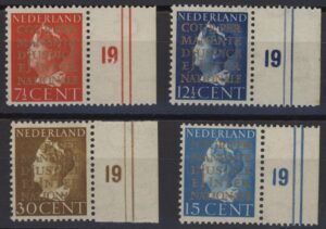 Dienstzegels Nederland NVPH nrs. D16f-D19f postfris met certificaten