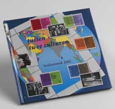 Thema-boek Tussen twee culturen + zegels (nummer 5)